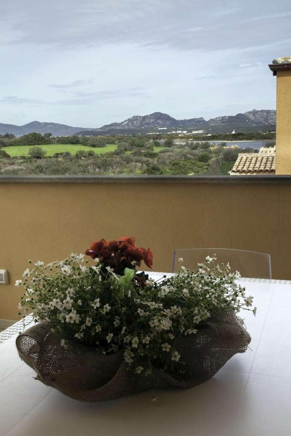 Aria Di Vacanza - Gelsi Olbia Eksteriør billede