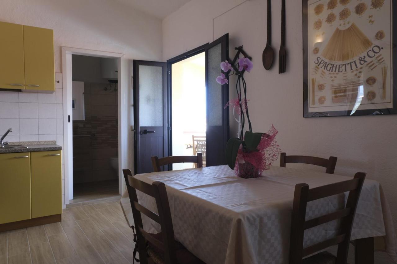 Aria Di Vacanza - Gelsi Olbia Eksteriør billede