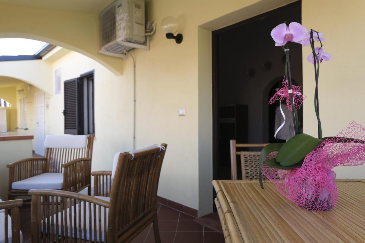 Aria Di Vacanza - Gelsi Olbia Eksteriør billede